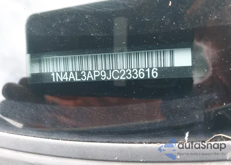 2018 Nissan Altima 2.5 S z USA, uszkodzony, nr VIN 1N4AL3AP9JC233616